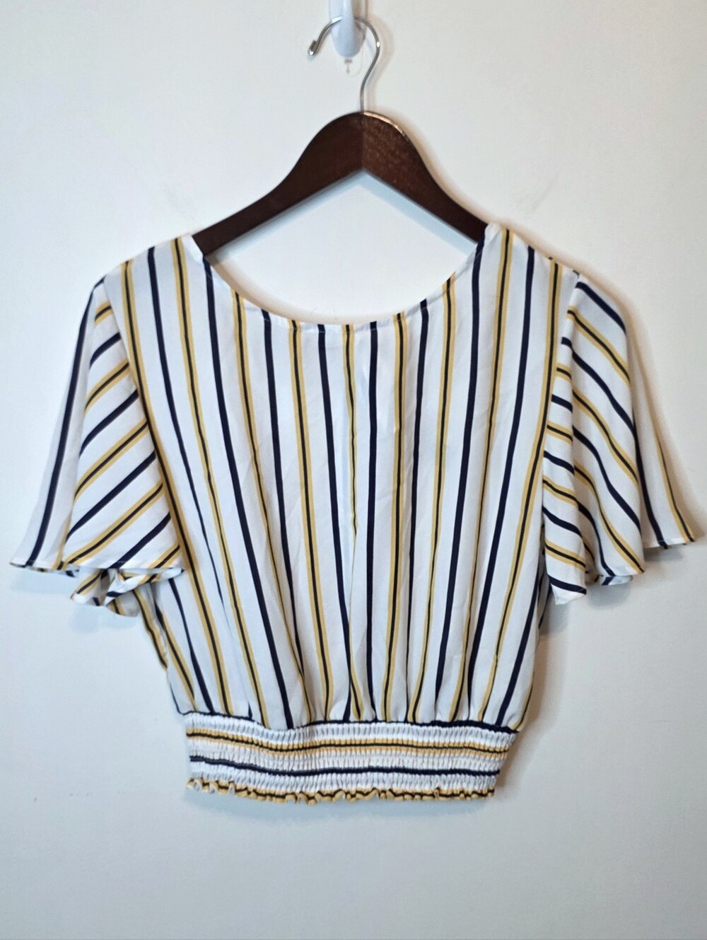 Forever 21 Striped Cropped Top Smocked Waist Flutter Sleeve Blue Yellow Sz Large